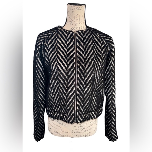 HELIOS & LUNA Jacket - Picture 2 of 8